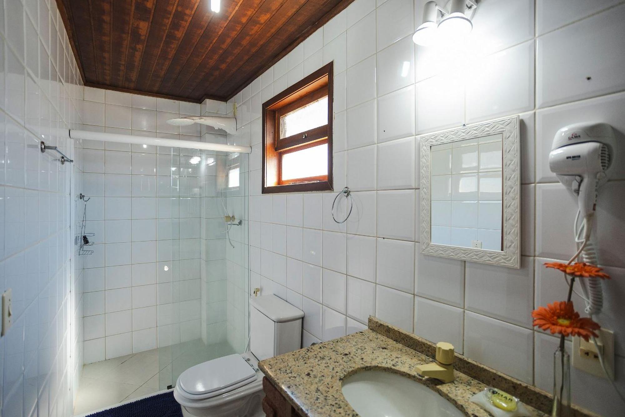 Casa C/ Piscina E Garagem Em | Vg 05